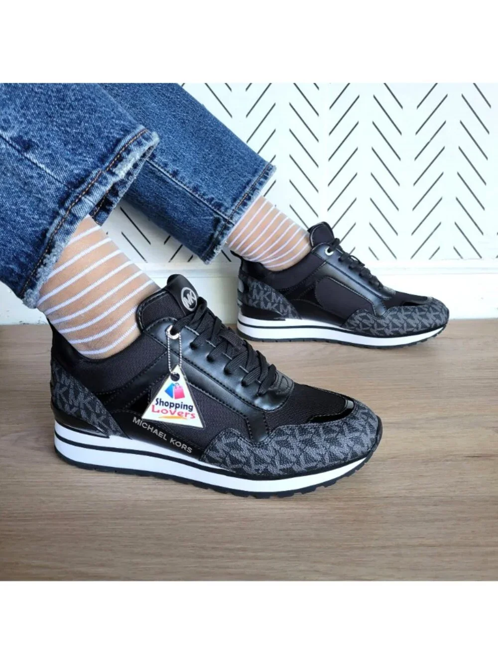 ❤️MICHAEL KORS WILMA Trainer Sneaker 10 Womens Shoes Black Monogram MK Logo New - Picture 2 of 11